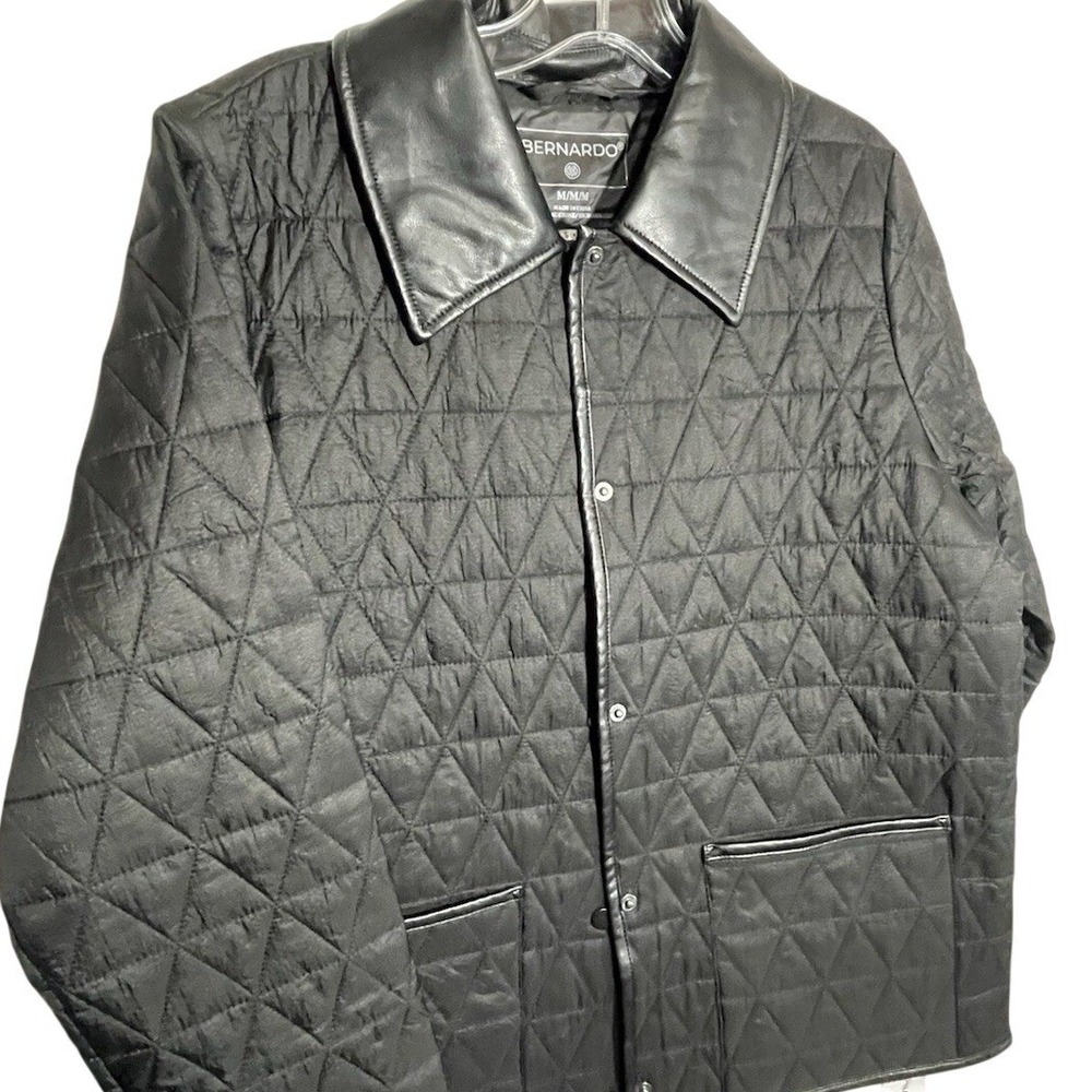 Bernardo Women's‎ M Quilted Black Jacket Faux Leather Collar-NWT
